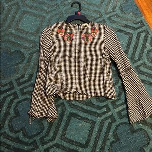 Plaid shirt with embroidery and flared sleeves